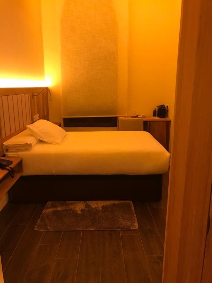 Camarote Hotel ليون المظهر الخارجي الصورة